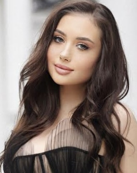 Kimberly - brunette Russian London escort in Earl's Court